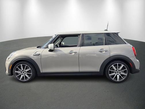 2022 MINI Hardtop Cooper S