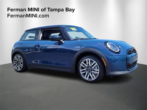 2025 MINI Hardtop 