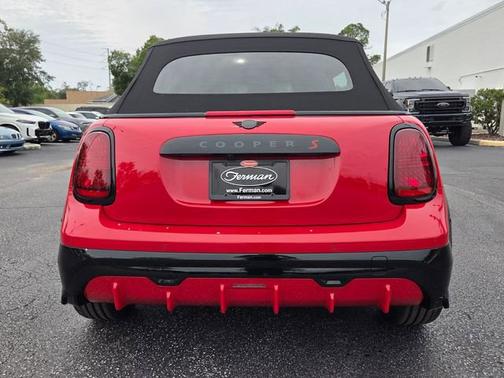 Chili Red II 2026 MINI Convertible