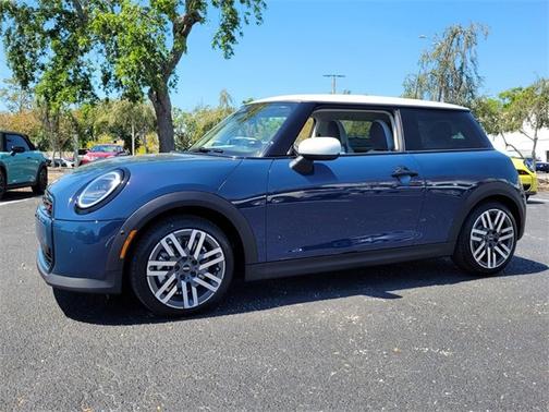 2025 MINI Hardtop