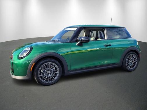 2025 MINI Hardtop 