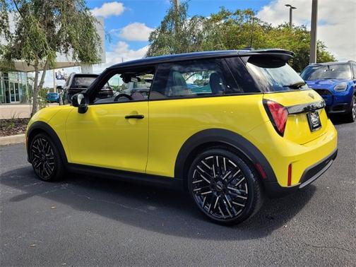 2025 MINI Hardtop