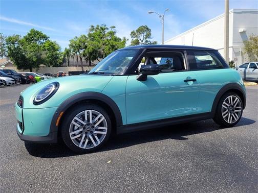 2025 MINI Hardtop