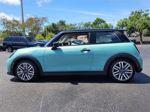 2025 MINI Hardtop