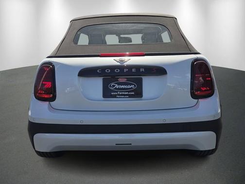 2025 MINI Convertible 