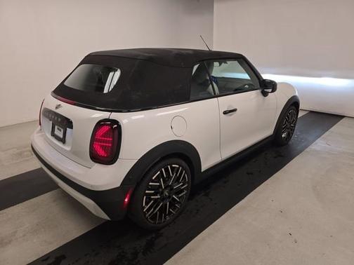 2025 MINI Convertible 