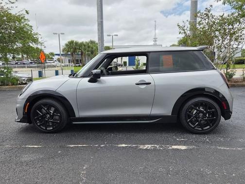 Melting Silver III Metallic 2026 MINI Hardtop