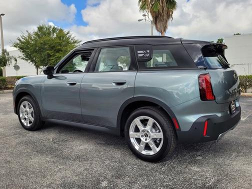 2025 MINI Countryman S