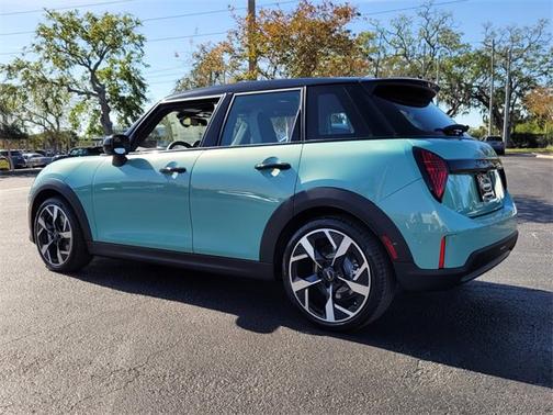 2025 MINI Hardtop