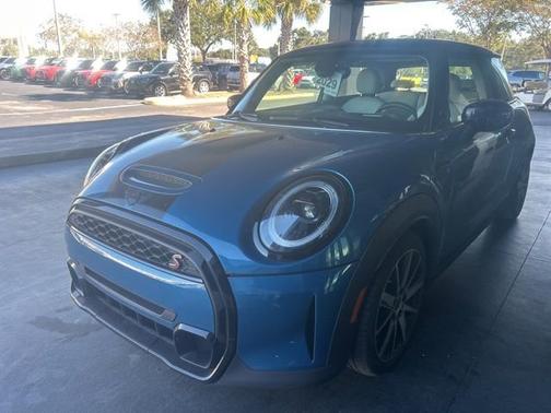 2022 MINI Hardtop Cooper S