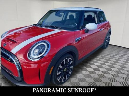 2024 MINI Hardtop Cooper SE