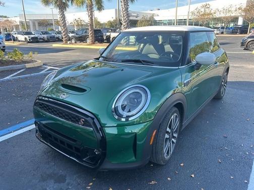2023 MINI Hardtop 