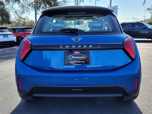 2025 MINI Hardtop 