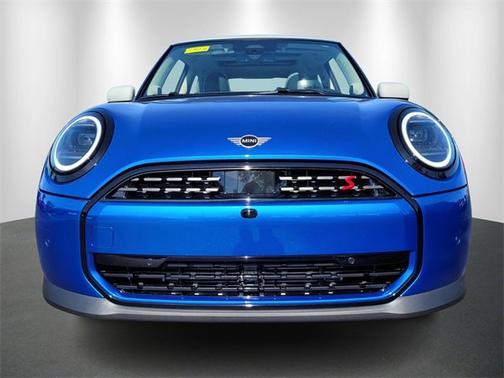 2025 MINI Hardtop 