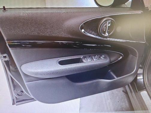 2023 MINI Clubman