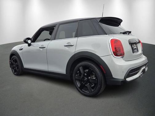 2022 MINI Hardtop Cooper S