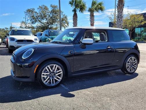 2025 MINI Hardtop 