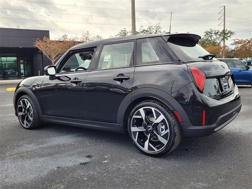 2025 MINI Hardtop