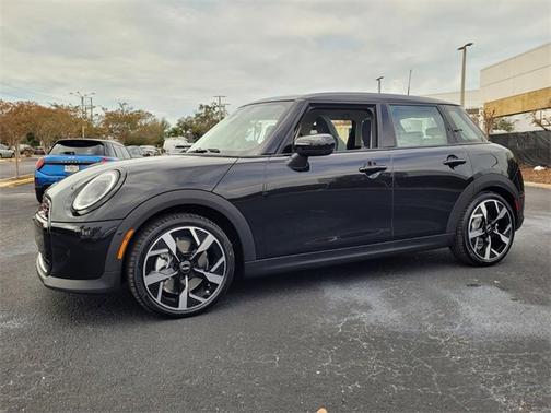 2025 MINI Hardtop