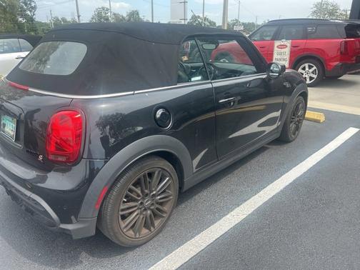 2023 MINI Convertible