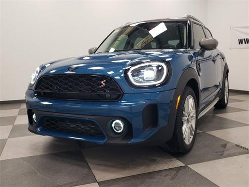 Photo 5 of 32 of 2023 MINI Countryman