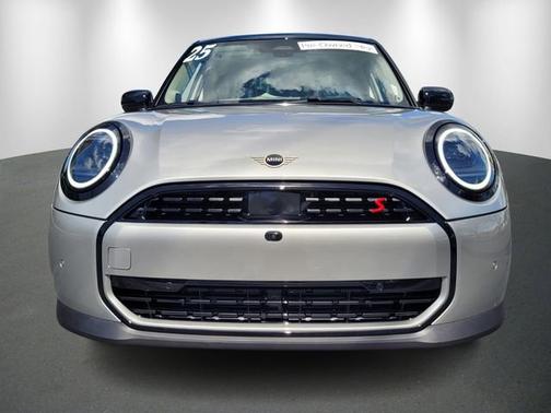 2025 MINI Hardtop