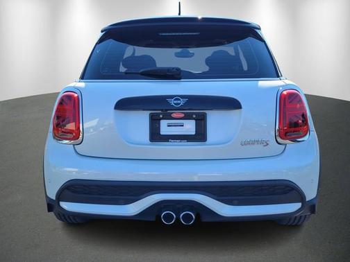 2023 MINI Hardtop 