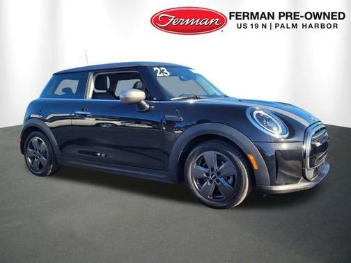 2023 MINI Hardtop 