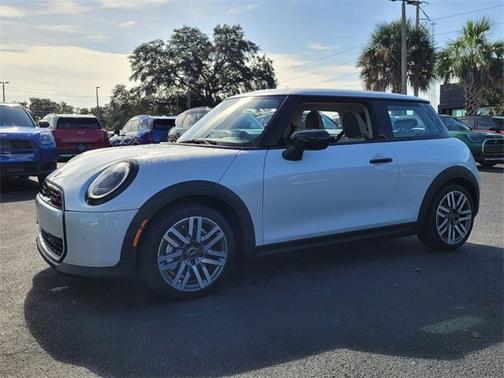 2025 MINI Hardtop