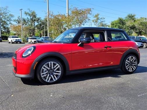 2025 MINI Hardtop 