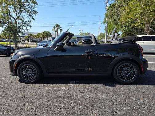 Midnight Black II Metallic 2026 MINI Convertible