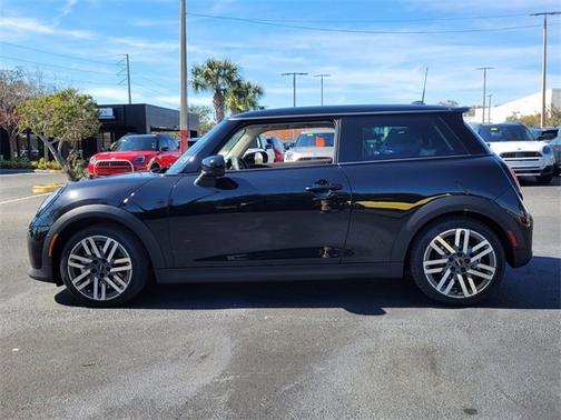 2025 MINI Hardtop 