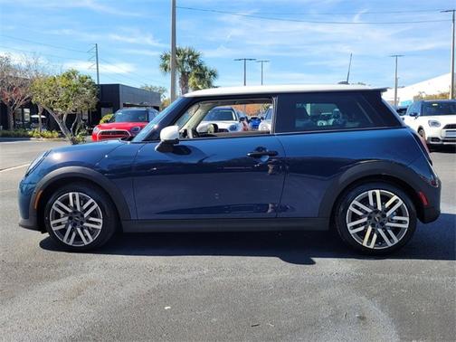 2025 MINI Hardtop
