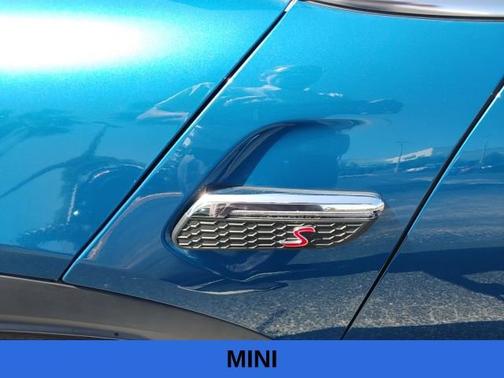 2023 MINI Convertible