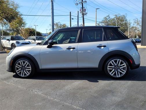 2025 MINI Hardtop 