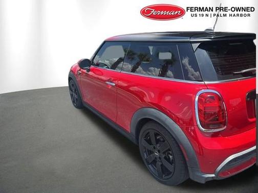 Chili Red 2023 MINI Hardtop
