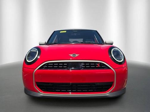 Chili Red II 2026 MINI Hardtop