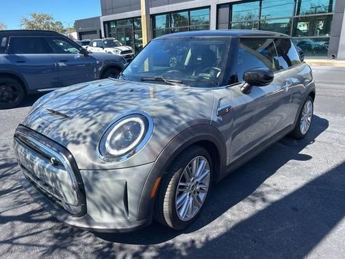 2022 MINI Hardtop Cooper SE