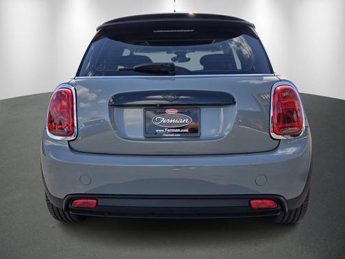 2022 MINI Hardtop Cooper SE