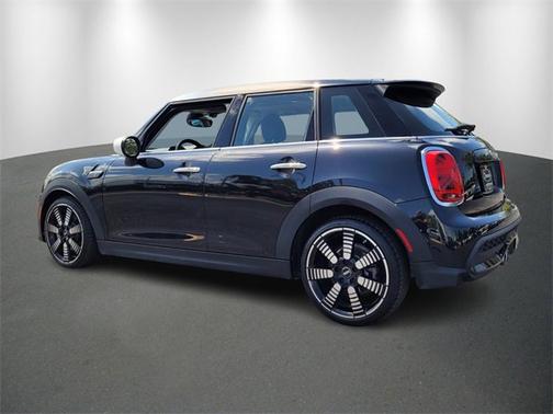 2023 MINI Hardtop