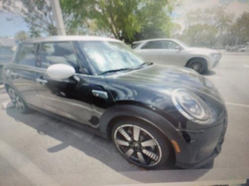 2023 MINI Hardtop