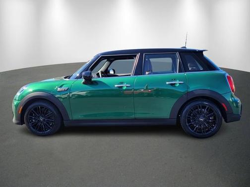 2023 MINI Hardtop 