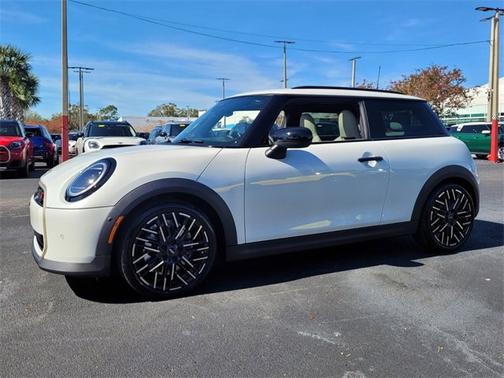 2025 MINI Hardtop