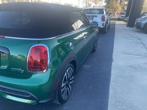 2023 MINI Convertible 