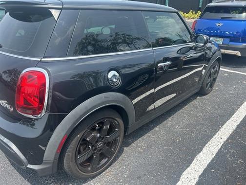 2023 MINI Hardtop
