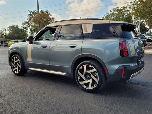 2025 MINI Countryman S
