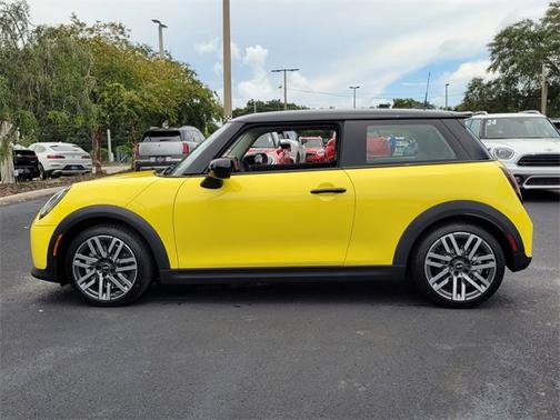 2025 MINI Hardtop