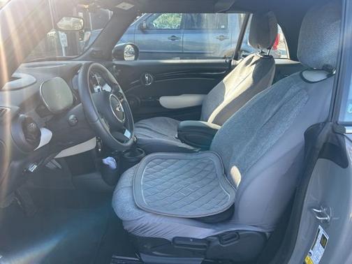 2023 MINI Convertible