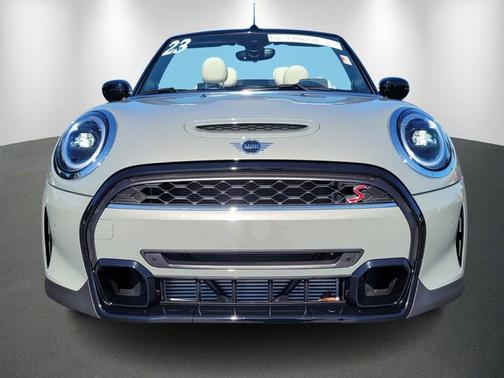 2023 MINI Convertible 