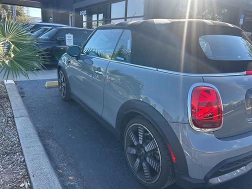 2023 MINI Convertible